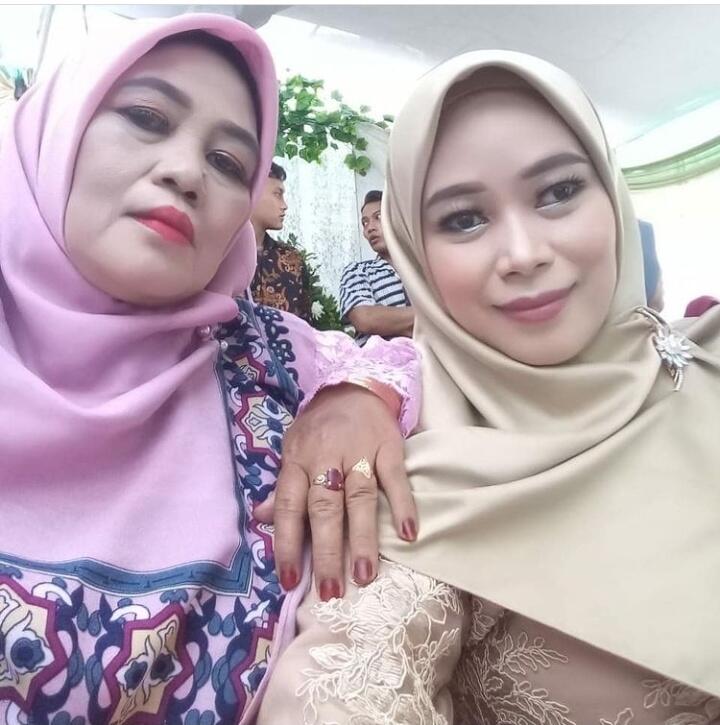Kenangan Belanja Bersama Emak