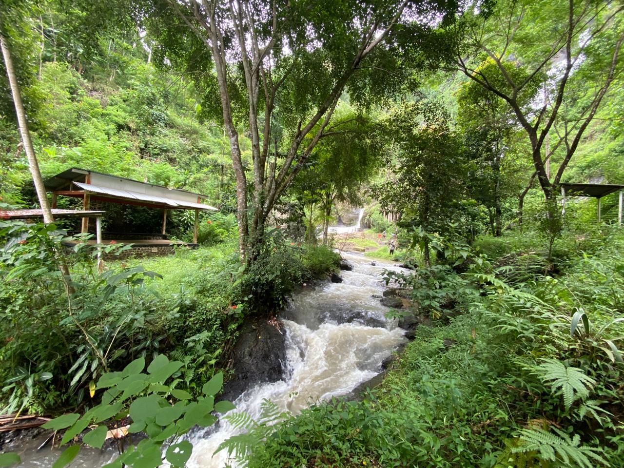 Indahnya Curug Winong di Wonosobo