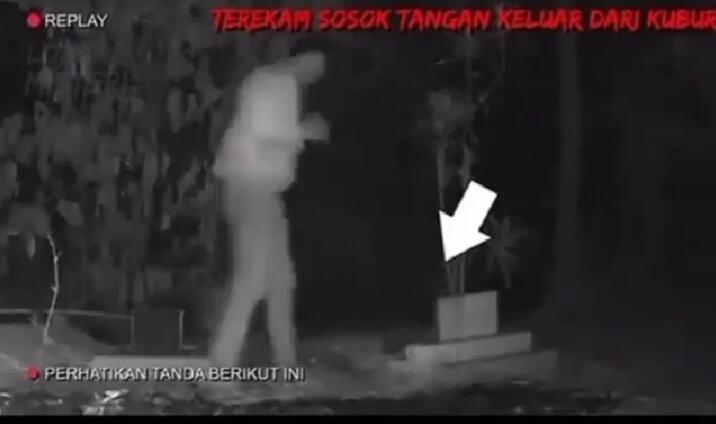 Uji Nyali di Kuburan, Horor Kaki Pria Ini Ditarik Sosok Tangan Aneh dari Dalam Makam!