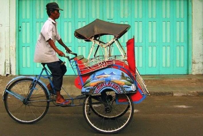 Warga +62 Harus Tahu, Alat Transportasi Yang Sudah Mulai Punah Di Indonesia!!