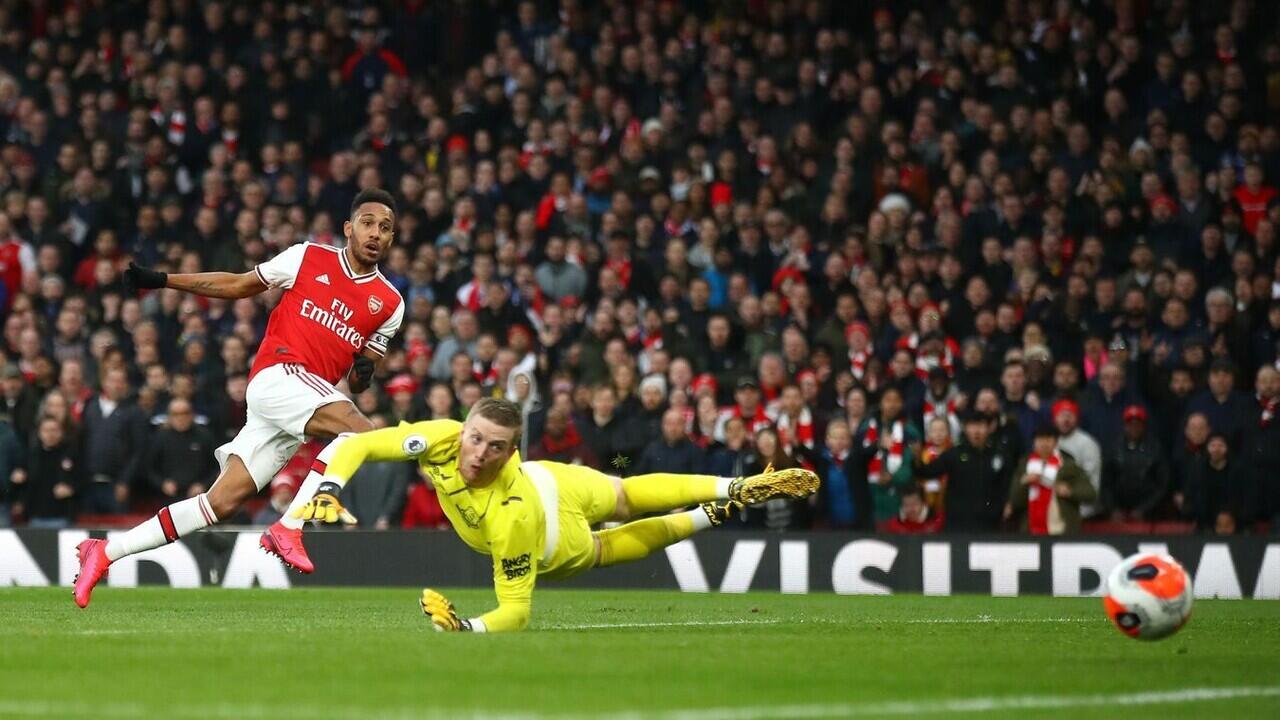 Everton Kuat, Arsenal Berat