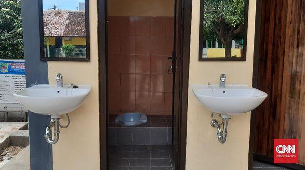 Melihat Toilet Sekolah Rp196 Juta di Bekasi: WC Jongkok