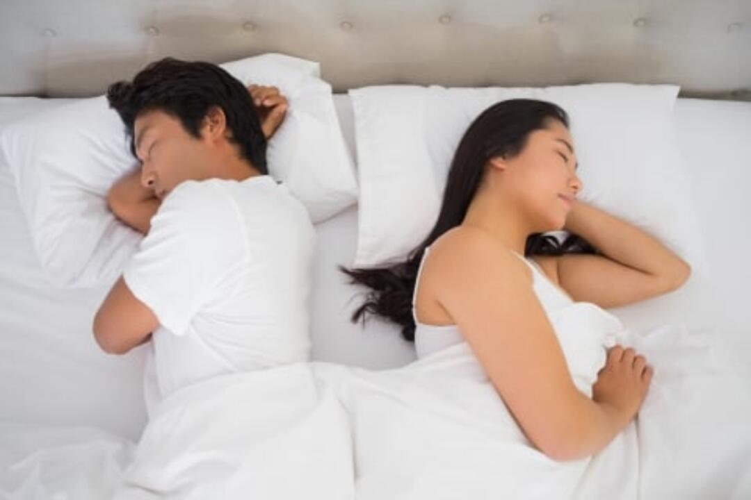 Manfaat Tidur Bersama Suami