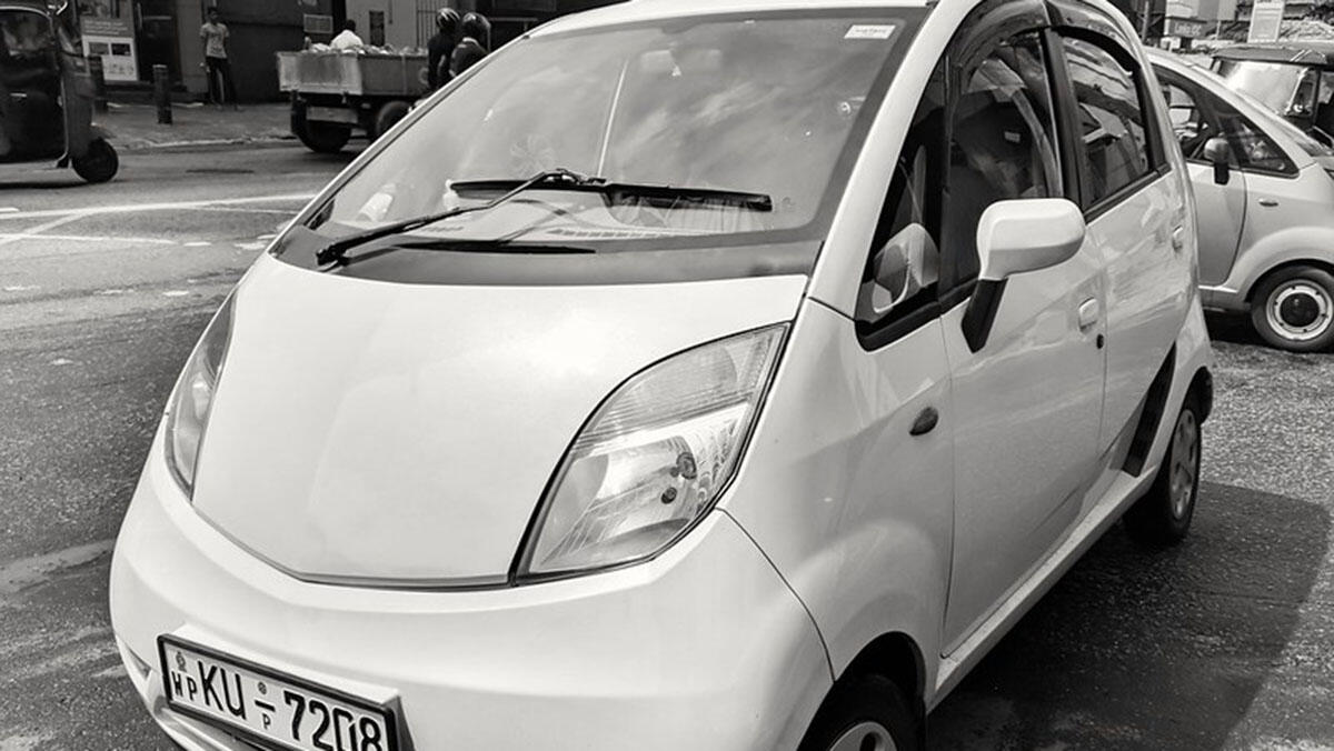 Salah Pilih Slogan bikin Mobil Ini Disuntik Mati