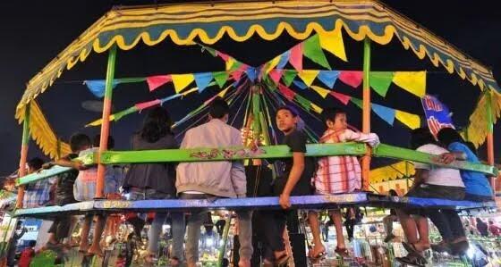 NOSTALGIA, pasar Malam Wahana Hiburan Mewah Bagi Masyarakat Kelas Bawah 