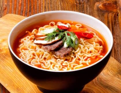 Daftar Makanan yang Selalu Muncul di Drama Korea Saat Momen Tertentu!