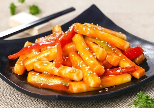 Daftar Makanan yang Selalu Muncul di Drama Korea Saat Momen Tertentu!