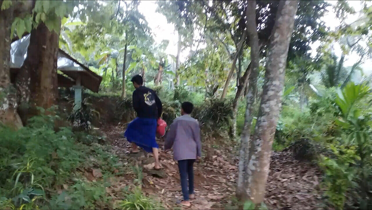 Makam Diguyur Hujan, Mbah Sanadi Hidup Kembali Mirip Seperti Murid Sunan Ampel