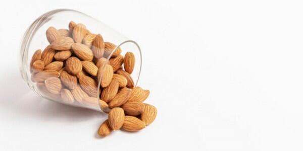 Mau Kulit Cerah Instan? Konsumsi Makanan yang Kaya Vitamin E Ini!!!