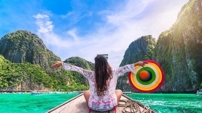 HATI-HATI!!! 8 Negara Ini Punya Aturan Nyeleneh, Bisa Bikin Liburan Kamu Berantakan.