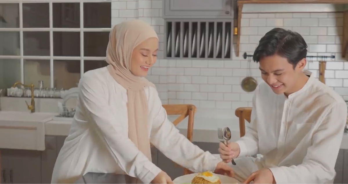 Hamil, Rey Mbayang Ajak Dinda Hauw Duet Di Single Kuyakin Bahagia