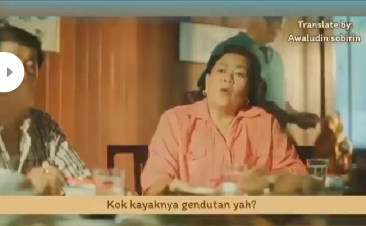 Iklan Thailand ini Nyindir Budaya Basa-basi Saat Kumpul Keluarga, Asli Kocak Banget!