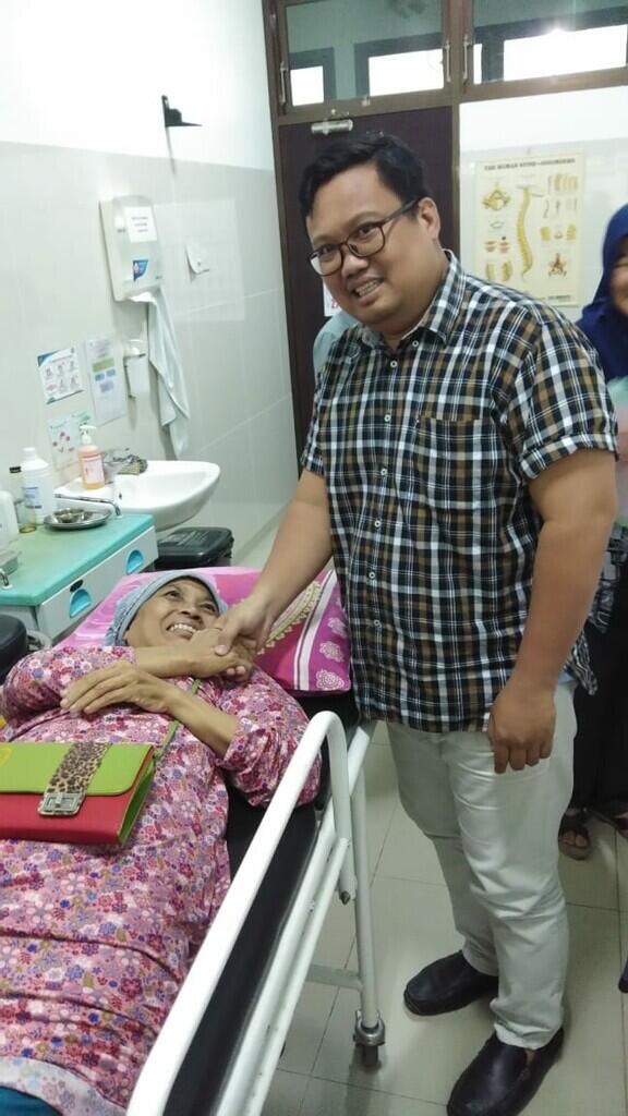 Puisi Untuk Ibu di Hari Istimewa: Ibu, Mengapa Aku Merindukan Engkau