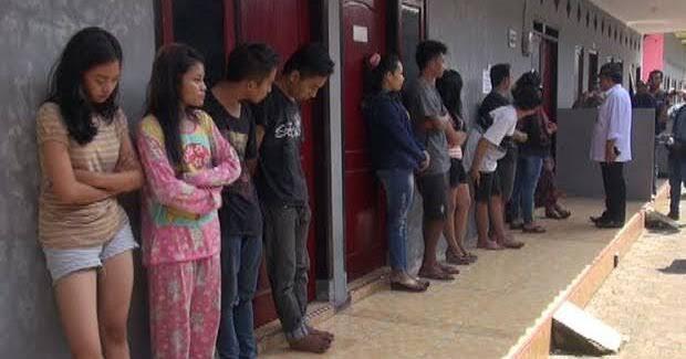 Mahasiswi Simeulue Aceh Kepergok Warga Mesum Bareng Pacar di Kos