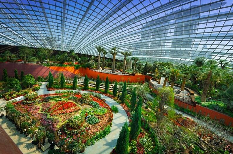 5 Tempat yang Wajib Dikunjungi Saat ke Singapura, No. 3 Tempat Berburu Oleh-Oleh!