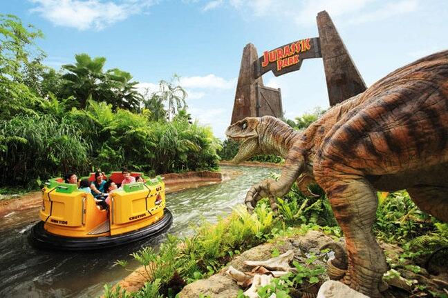 5 Tempat yang Wajib Dikunjungi Saat ke Singapura, No. 3 Tempat Berburu Oleh-Oleh!