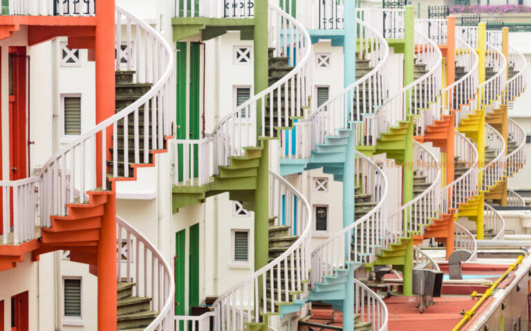 5 Tempat yang Wajib Dikunjungi Saat ke Singapura, No. 3 Tempat Berburu Oleh-Oleh!