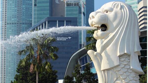 5 Tempat yang Wajib Dikunjungi Saat ke Singapura, No. 3 Tempat Berburu Oleh-Oleh!