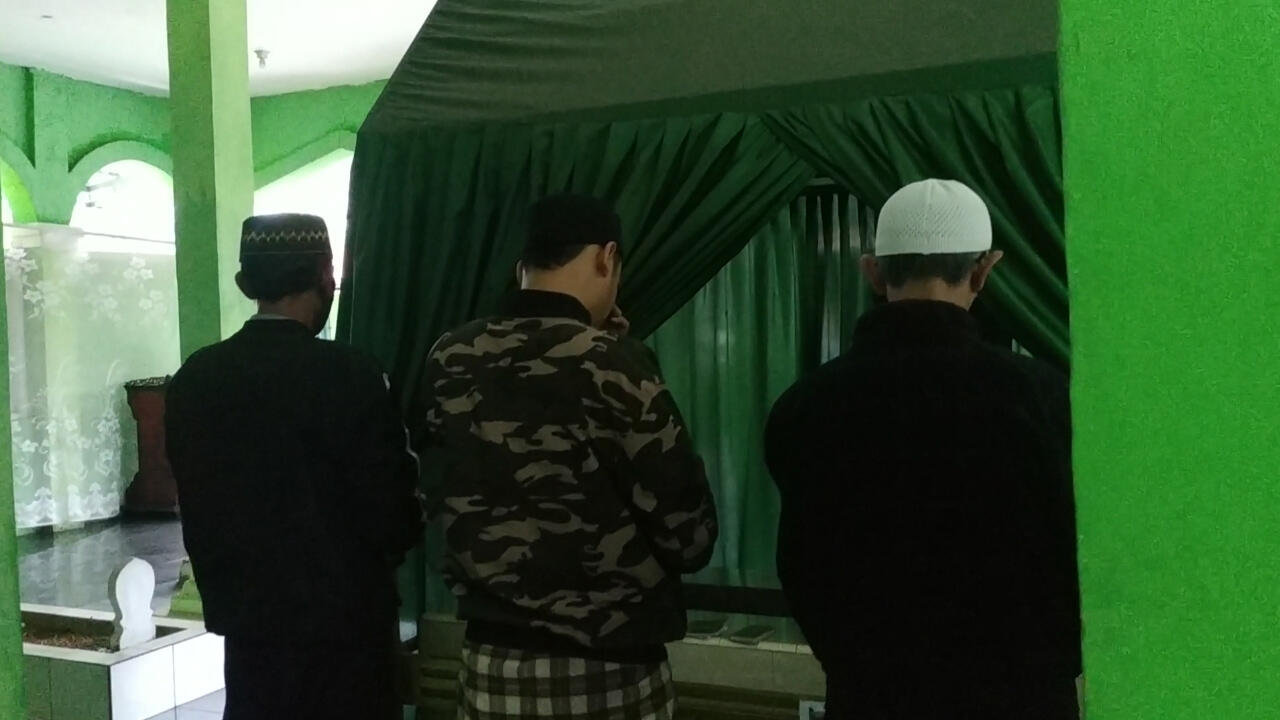 Manusia Yang Tidak Pernah Kehujanan Seumur Hidupnya