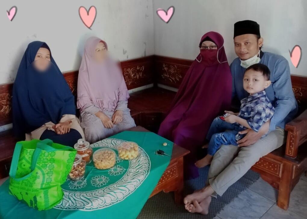 Kalau Cinta Jangan Gengsi! Ungkapkan saja Cinta Pada Ibu