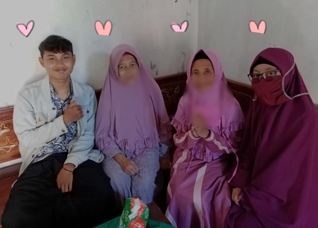 Kalau Cinta Jangan Gengsi! Ungkapkan saja Cinta Pada Ibu