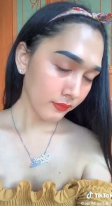Viral, Sosok Yang Tadinya Ganteng Berubah Jadi Cantik, Kamu Mau Ikutin Jejaknya?