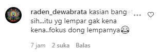 Kepergok Warga, Rampok Ini Ditendang Ke Kali Dan Ditimpukkin Warga Dengan Batu