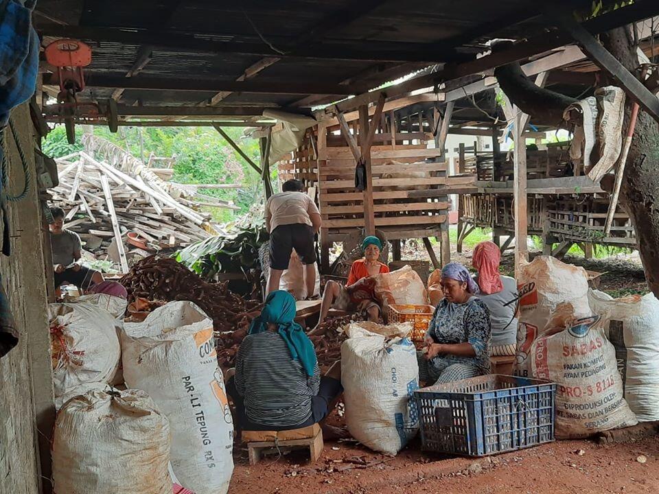 4 Hal yang Harus Kamu Ketahui tentang Pasar Sedekah,