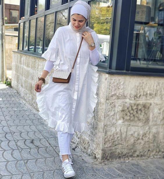 Tips Padu-Padan Kemeja Putih Buat HIJABER, Simple Tapi Keren!!!