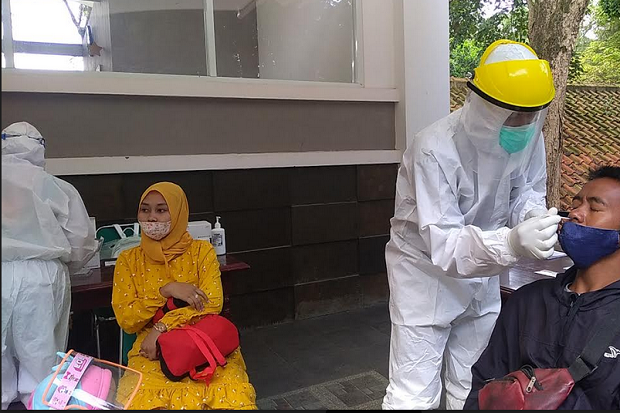 Halau Wisatawan OTG, Pemkot Bandung Test Rapid Antigen di Kebun Binatang Bandung