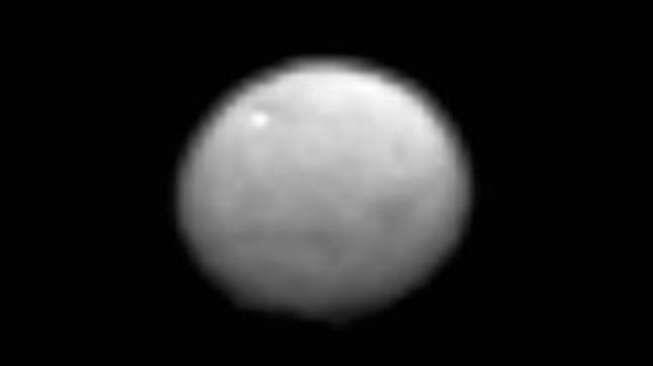 Ilmuwan Temukan Asteroid Misterius Seukuran Planet