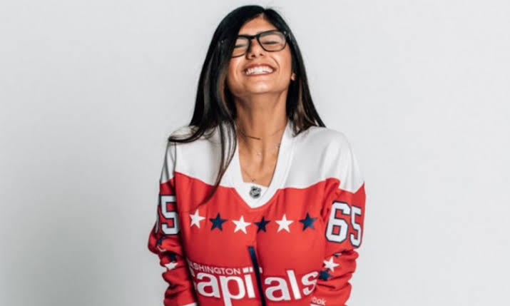 DM Dibales Mantan Artis Panas Mia Khalifa, Langsung Viral Ga Taunya Prank!!