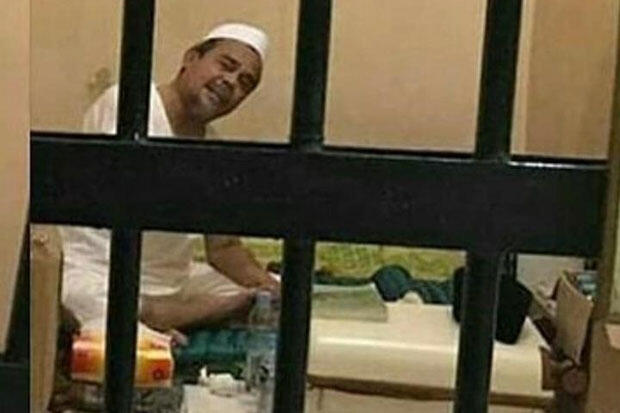 Polisi Perpanjang Masa Penahanan Habib Rizieq hingga 9 Februari 2021