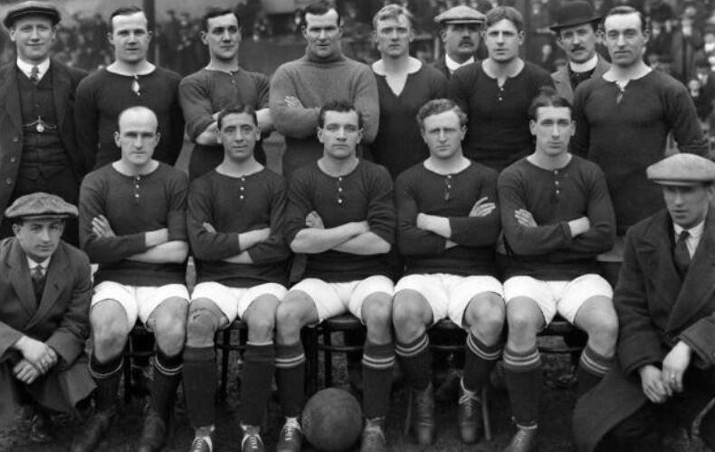 Sempat Dekat Zona Merah, Pernahkah Arsenal Degradasi di Liga Inggris?