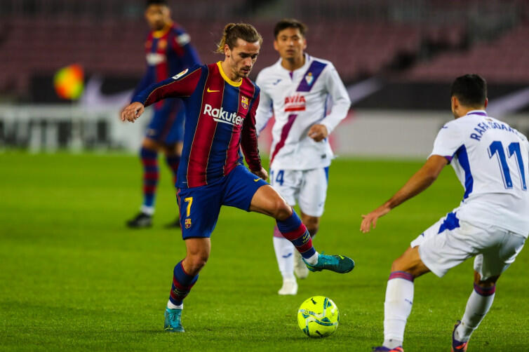 4 Kelemahan Barcelona yang Terkuak Usai Ditahan Imbang Eibar