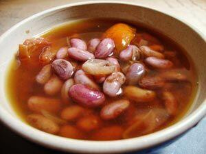 7 Makanan Favorit di Akhir Bulan yang Bikin Perut Buncit