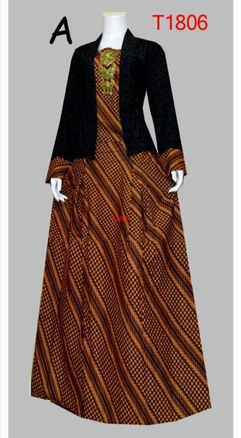 Memakai Jarik Ketinggalan Zaman? Yuk, Simak 8 Fashion Kekinian Dari Bahan Jarik!