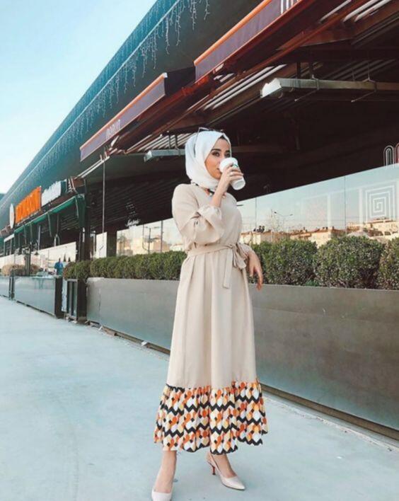 7 Trik Padu-Padan Gamis untuk Hijaber Bertubuh Mungil Agar Terlihat Lebih tinggi