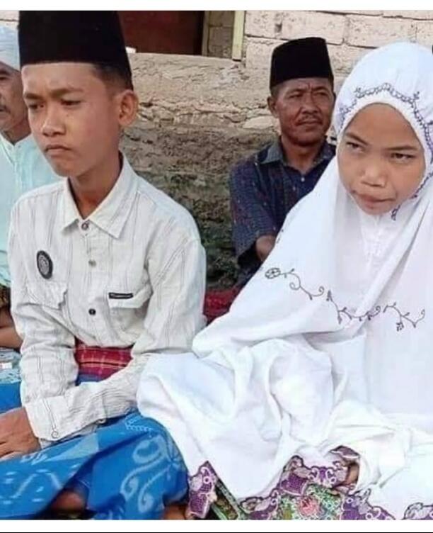 Bocah Ini Menikah Muda, Efek Sekolah Online? Semoga Samawa Ya, Dek!