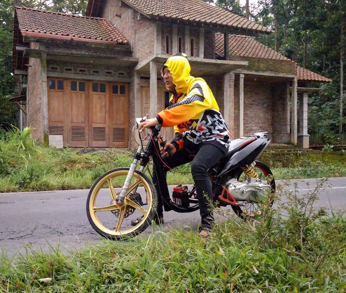30 foto Joki drag bike Raden Arjuna / pembalap drag bike