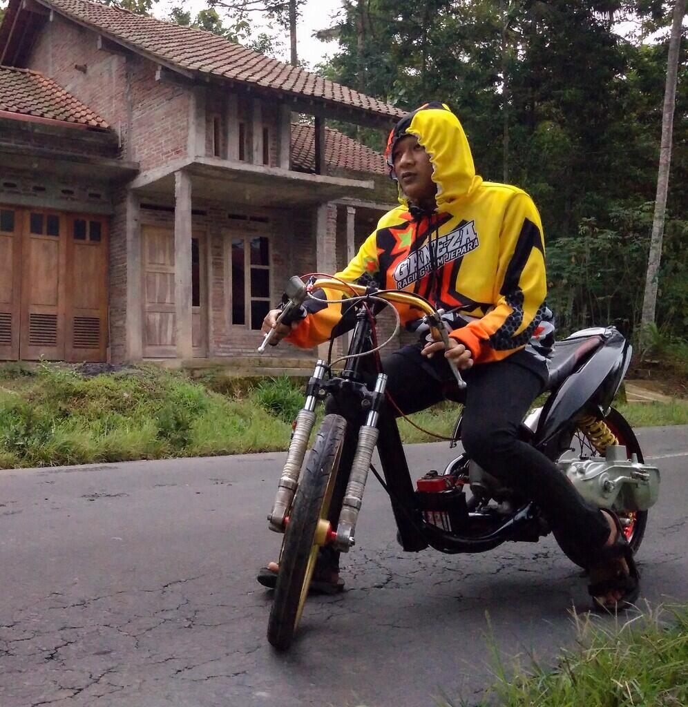 30 foto Joki drag bike Raden Arjuna / pembalap drag bike