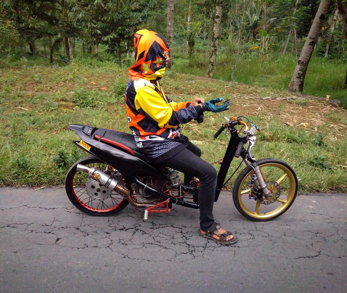 30 foto Joki drag bike Raden Arjuna / pembalap drag bike