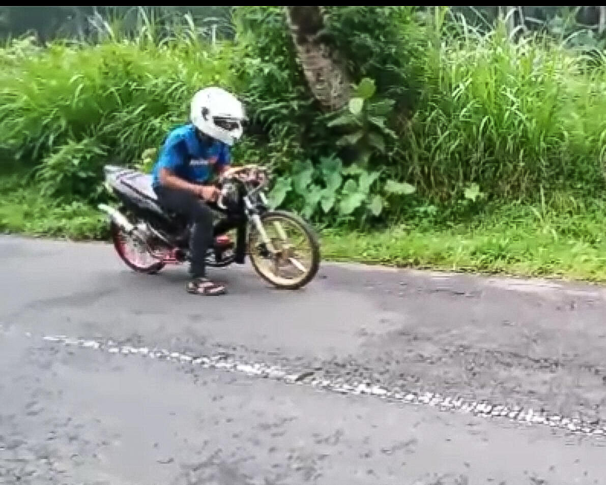 30 foto Joki drag bike Raden Arjuna / pembalap drag bike