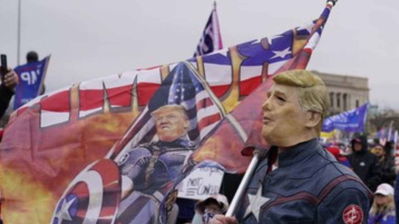Pro Trump Siapkan Pemberontakan Senjata di Pelantikan Biden