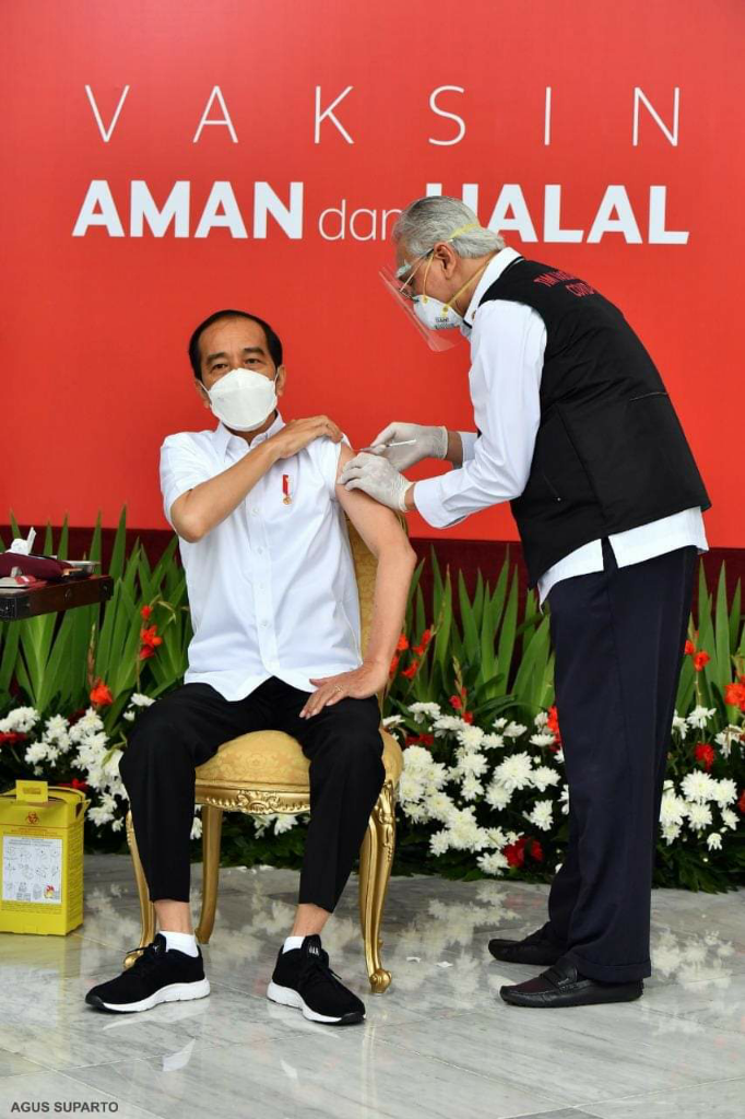 Ada yang Bilang Vitamin, Begini Penampakan Vaksin Sinovac yang Disuntikkan ke Jokowi
