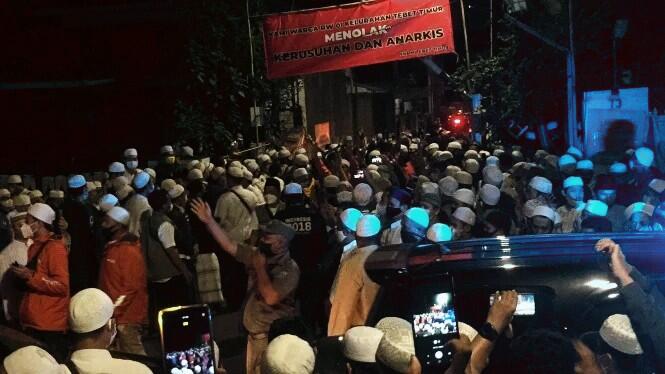 Pelayat Habib Ali bin Assegaf Berdatangan Malam Ini, Lalin di Tebet Macet