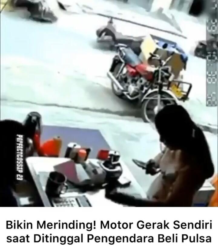 Asli Merinding Motor Ini Gerak Sendiri Nabrak Pengendara Lain, Ada Hantu Kah?