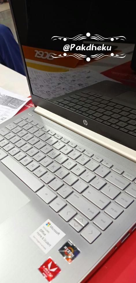 Serius, Ngegame No Ribet Dengan HP PAVILION GAMING?