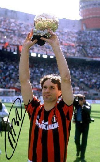 Menelisik Kembali Era Kejayaan AC Milan Periode Akhir 80an dan Awal 90an
