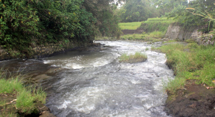 &#91;TRUE STORY&#93; MITOS MEMANGGIL NAMA DI KALI (SUNGAI)